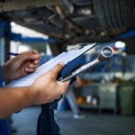 77. Emilija Kaip dėl gedimų patikrinti automobilio važiuoklę.